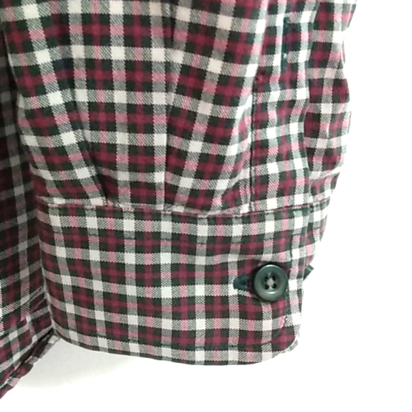 EDDIE BAUER LONG SLEEVE BUTTON DOWN SHIRT SIZE XL - Picture 5 of 10